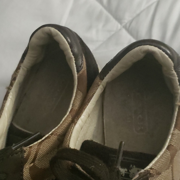 Coach tan and brown sneakers 6.5 - Picture 7 of 7